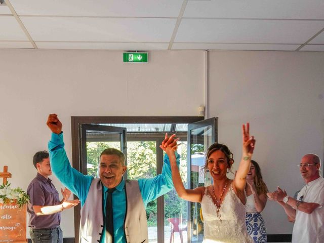Le mariage de Guenola et Christophe à Lacoste, Vaucluse 62