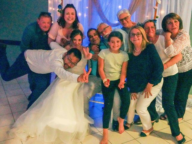 Le mariage de Guenola et Christophe à Lacoste, Vaucluse 73