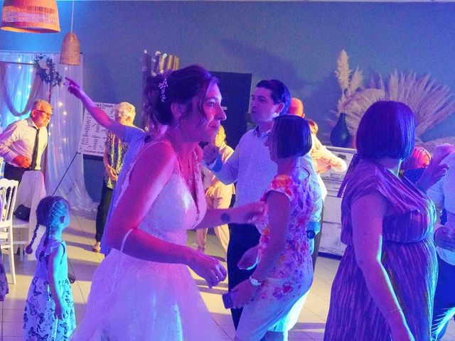Le mariage de Guenola et Christophe à Lacoste, Vaucluse 93