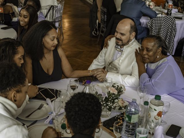 Le mariage de Michella et Benoit à Louveciennes, Yvelines 24