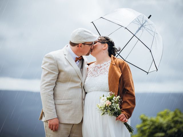 Le mariage de Anthony et Clémence à Le Tholy, Vosges 1