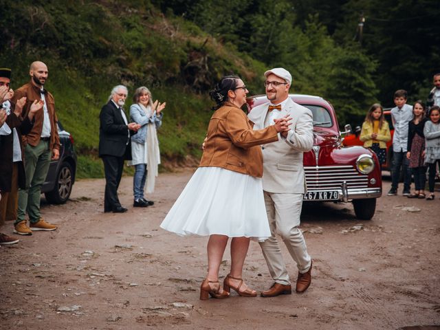 Le mariage de Anthony et Clémence à Le Tholy, Vosges 12