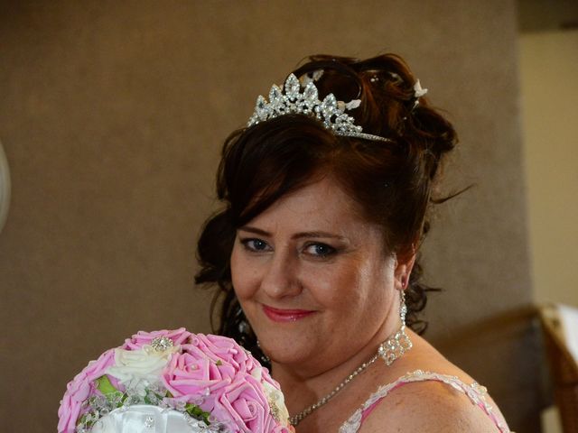 Le mariage de Michael et Nathalie  à Charleval, Eure 5