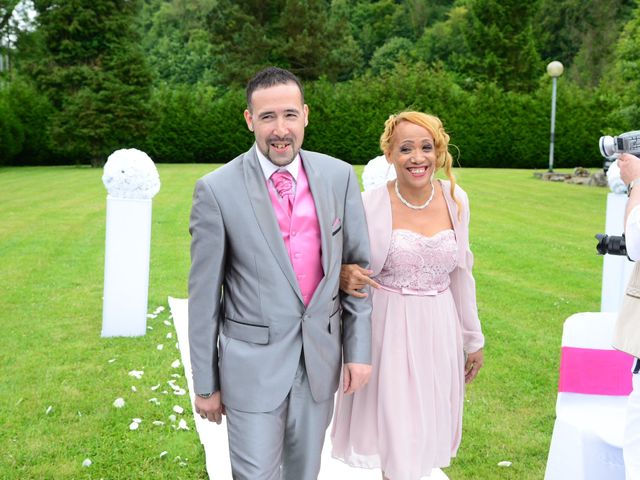 Le mariage de Michael et Nathalie  à Charleval, Eure 15
