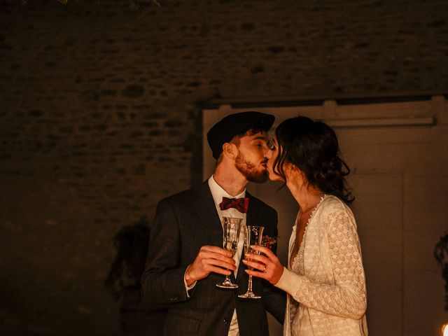 Le mariage de Ambre et Jérémy à Pommiers, Rhône 85