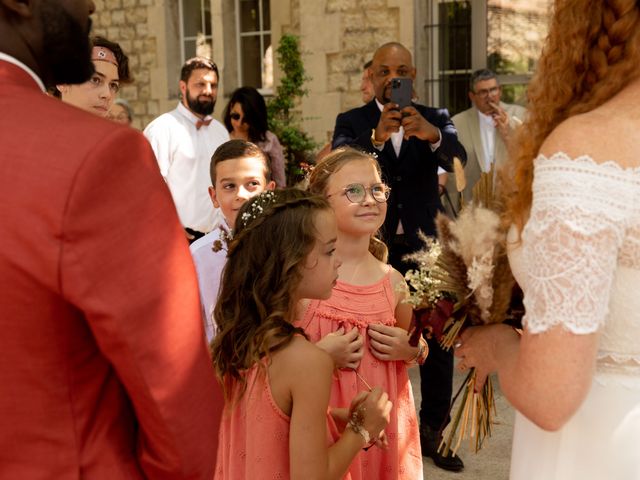 Le mariage de Obed et Laura à Grignan, Drôme 74