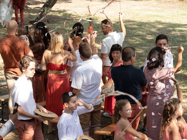 Le mariage de Obed et Laura à Grignan, Drôme 123