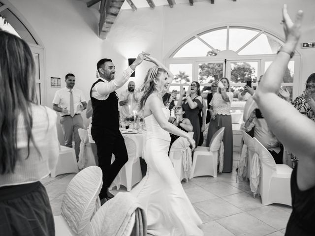 Le mariage de Anthony et Léa à Lignan-sur-Orb, Hérault 44