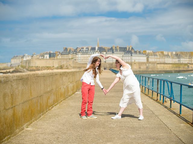 Le mariage de Pauline et Clémentine à Vitré, Ille et Vilaine 4