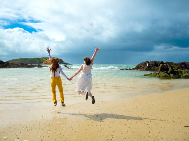 Le mariage de Pauline et Clémentine à Vitré, Ille et Vilaine 8