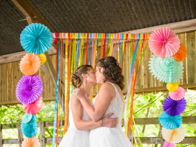 Le mariage de Pauline et Clémentine à Vitré, Ille et Vilaine 29