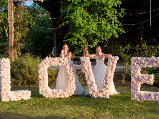 Le mariage de Pauline et Clémentine à Vitré, Ille et Vilaine 58