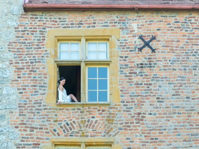 Le mariage de Jean-Hugues et Daria à Saint-Pourçain-sur-Besbre, Allier 6