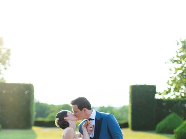 Le mariage de Jean-Hugues et Daria à Saint-Pourçain-sur-Besbre, Allier 30