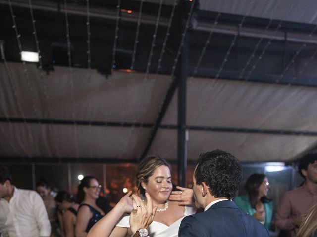 Le mariage de Ludovic et Ana Luisa à Nans-les-Pins, Var 88