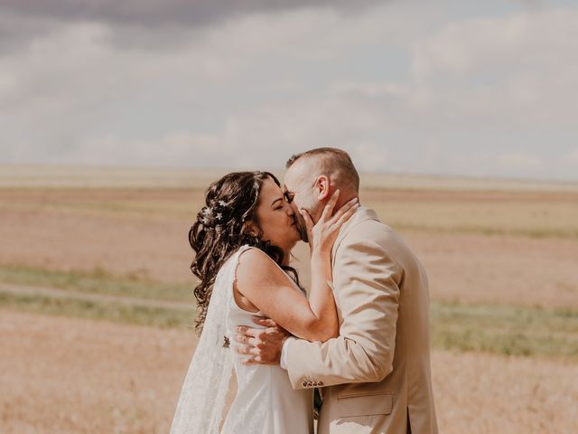 Le mariage de Loris et Sarah à Saint-Lubin-des-Joncherets, Eure-et-Loir 25
