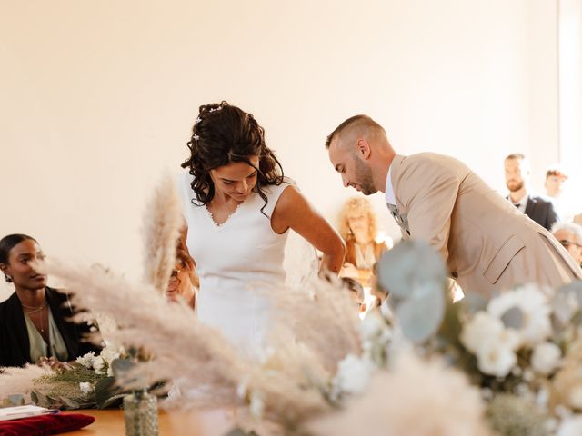 Le mariage de Loris et Sarah à Saint-Lubin-des-Joncherets, Eure-et-Loir 27