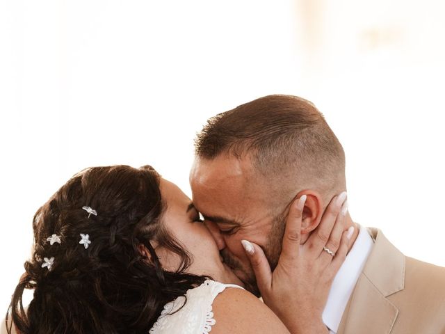 Le mariage de Loris et Sarah à Saint-Lubin-des-Joncherets, Eure-et-Loir 36