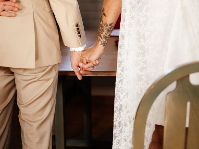 Le mariage de Loris et Sarah à Saint-Lubin-des-Joncherets, Eure-et-Loir 37