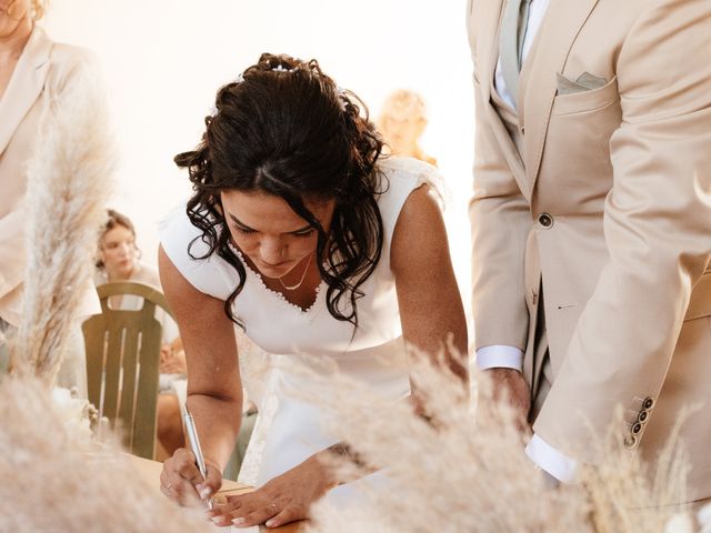 Le mariage de Loris et Sarah à Saint-Lubin-des-Joncherets, Eure-et-Loir 43