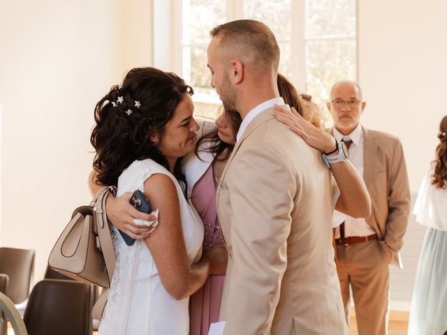 Le mariage de Loris et Sarah à Saint-Lubin-des-Joncherets, Eure-et-Loir 45