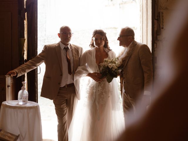 Le mariage de Loris et Sarah à Saint-Lubin-des-Joncherets, Eure-et-Loir 59