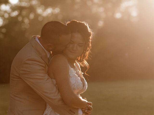 Le mariage de Loris et Sarah à Saint-Lubin-des-Joncherets, Eure-et-Loir 71