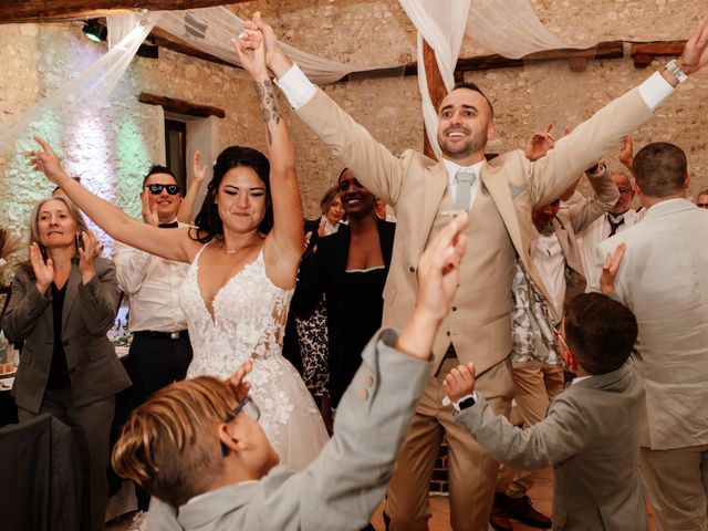 Le mariage de Loris et Sarah à Saint-Lubin-des-Joncherets, Eure-et-Loir 79
