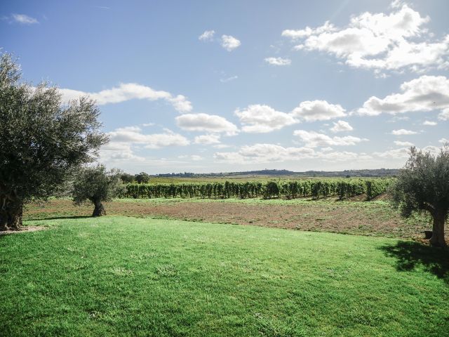Le mariage de Luca et Fanny à Caux, Hérault 23