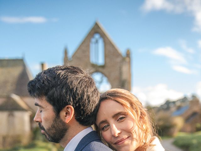 Le mariage de Nico et Sara à Plouézec, Côtes d'Armor 1