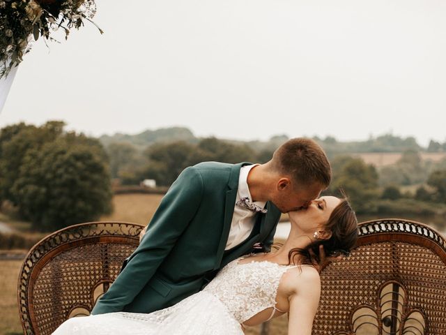 Le mariage de Aurélien et Clothilde à Chenillé-Changé, Maine et Loire 24