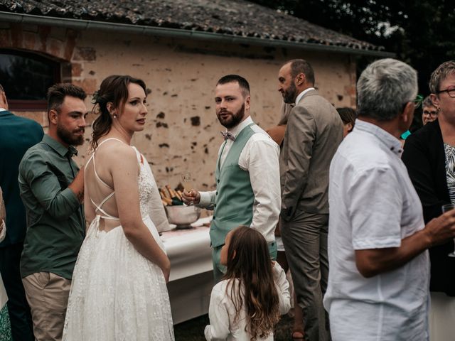 Le mariage de Aurélien et Clothilde à Chenillé-Changé, Maine et Loire 44