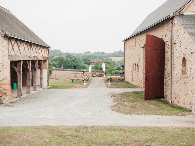 Le mariage de Aurélien et Clothilde à Chenillé-Changé, Maine et Loire 67