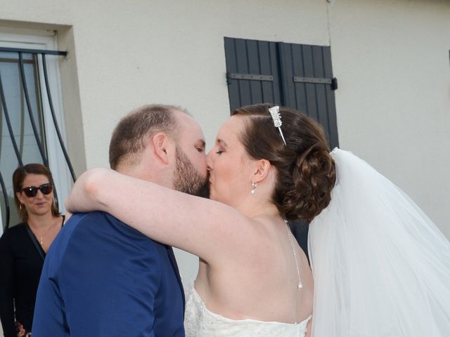 Le mariage de Yohann et Alison à Le Pian-Médoc, Gironde 7