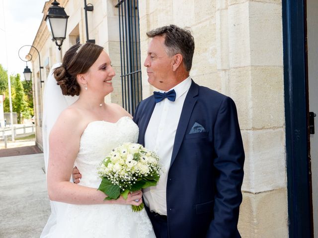 Le mariage de Yohann et Alison à Le Pian-Médoc, Gironde 8