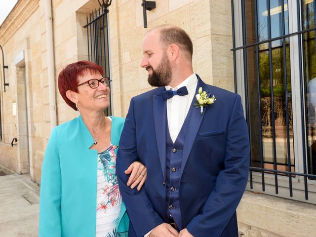 Le mariage de Yohann et Alison à Le Pian-Médoc, Gironde 9