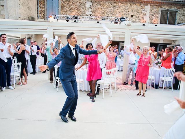 Le mariage de Etienne et Elodie à Orange, Vaucluse 47