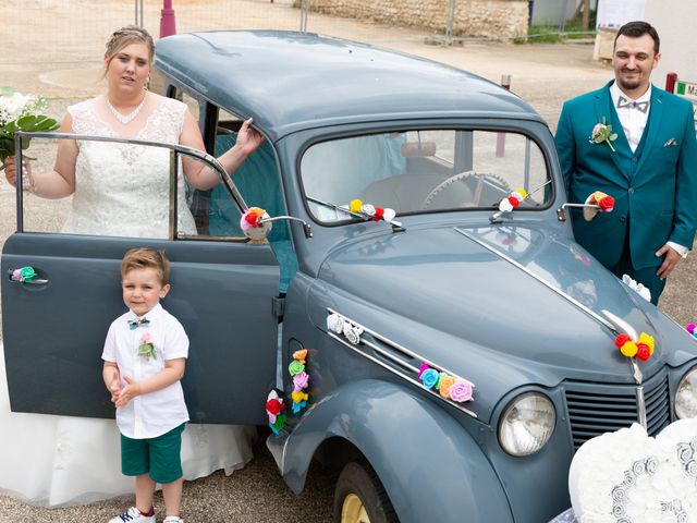 Le mariage de Florian et Gwendolyn à Biard, Vienne 17