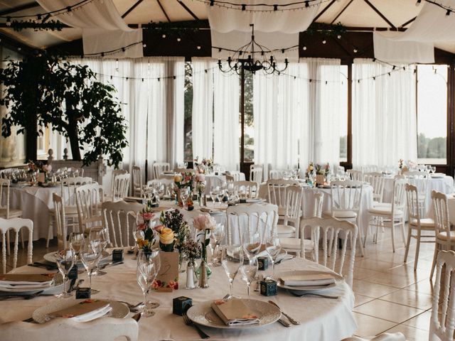 Le mariage de Laurent et Délia à Lançon-Provence, Bouches-du-Rhône 4