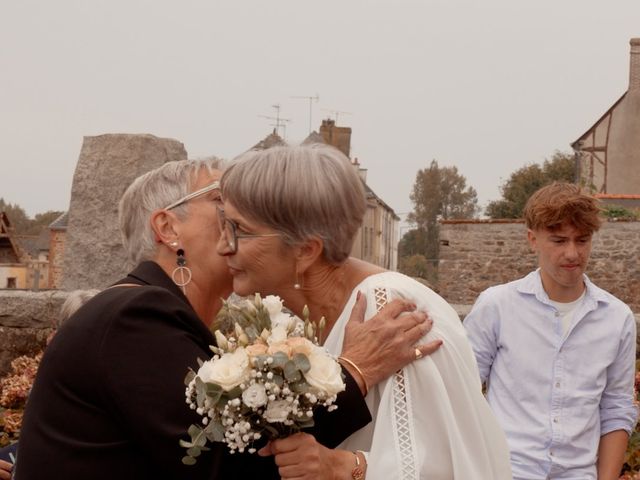 Le mariage de Daniel et Odile à Courbeveille, Mayenne 12