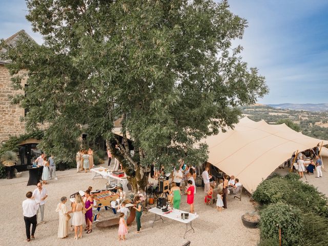 Le mariage de Arnaud et Mandy à Bozouls, Aveyron 10
