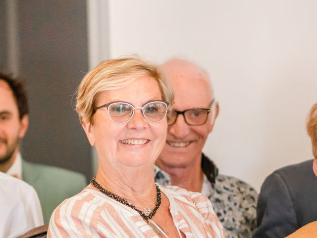 Le mariage de Adrien et Amandine à Les Sables-d&apos;Olonne, Vendée 48