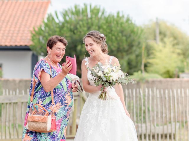 Le mariage de Adrien et Amandine à Les Sables-d&apos;Olonne, Vendée 87