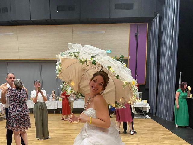 Le mariage de Célia et Florian  à Échiré, Deux-Sèvres 7