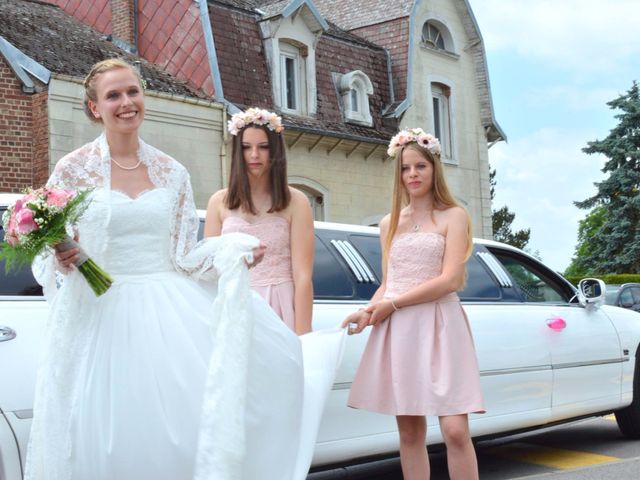 Le mariage de Arthur et Laura à Fontaine-au-Bois, Nord 7