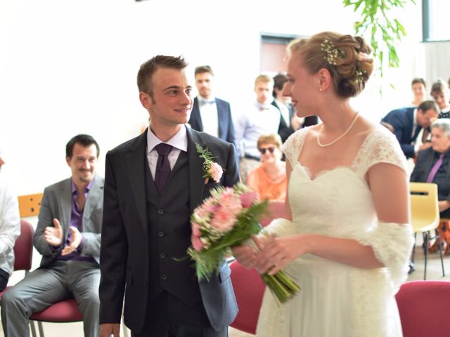 Le mariage de Arthur et Laura à Fontaine-au-Bois, Nord 14