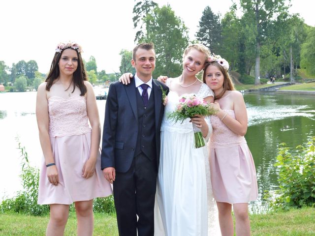 Le mariage de Arthur et Laura à Fontaine-au-Bois, Nord 26
