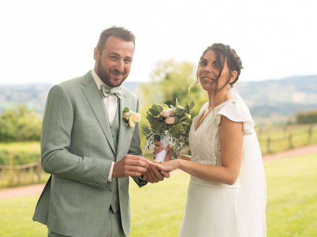 Le mariage de Samuel et Hermine à Cordelle, Loire 11
