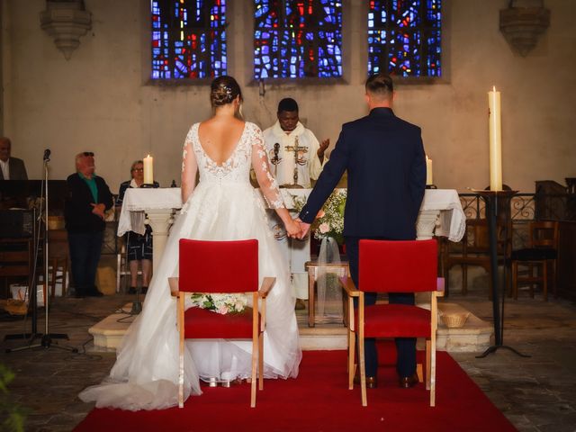 Le mariage de Julie et Jérémie à Malay-le-Grand, Yonne 11