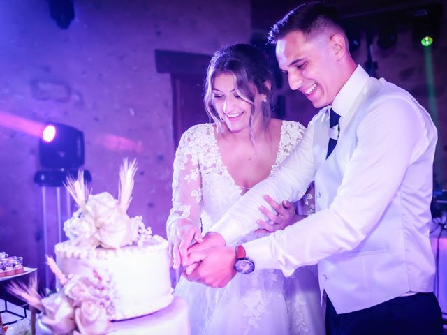 Le mariage de Julie et Jérémie à Malay-le-Grand, Yonne 24